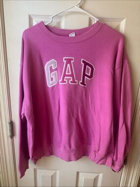 GAP Women's Crewneck Sweater in Hot Pink
